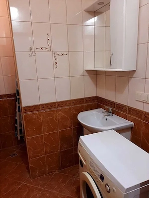 Garsonieră confortabilă în zona Berceni 