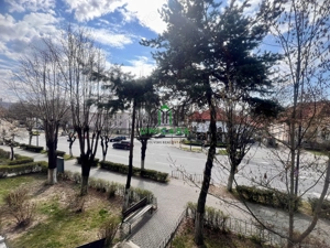 Apartament 3 camere – Zona Traian/Etaj 1 - imagine 9