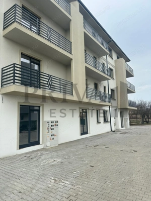 Apartament modern 2 camere, 52 mp, Giroc - imagine 2