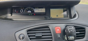 Renault Scenic  3 1.9 dCi FAP  - imagine 4