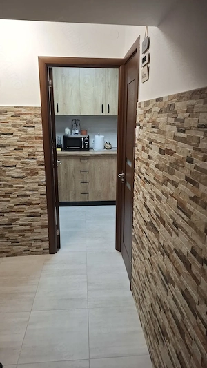 Vând apartament 2 camere decomandat renovat bucur obor.