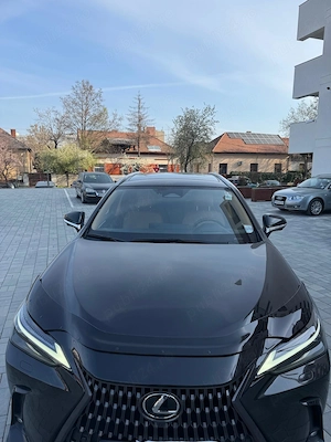 De vânzare: LEXUS NX 350H   SUV hybrid Luxury - imagine 3