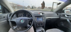 vand skoda octavia 2  - imagine 5