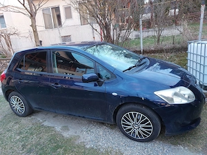 Toyota Auris 2007 | 2.0 D-4D | Doar 123.000 km Necesită reparatie motor - imagine 6