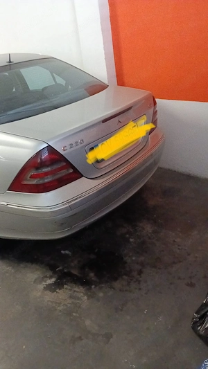Vand mercedes C220 2.2 2006 pentru dezmembrari - imagine 2