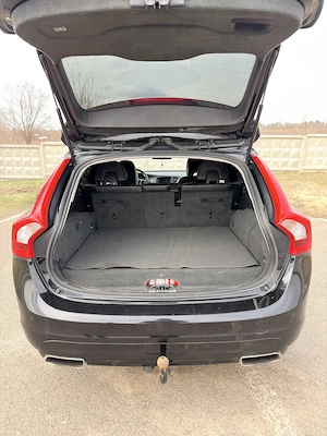Volvo V60 D6 - Plug-in Hybrid - imagine 5