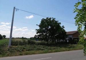 Teren intravilan de 613mp in Comuna Parta 