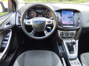 Ford Focus 1.6 benzină Mpi, Navi, Cameră  - imagine 3
