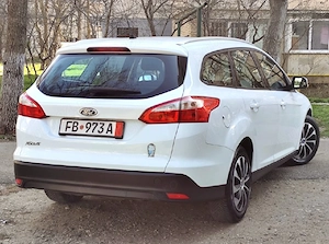 Ford Focus 1.6 benzină Mpi, Navi, Cameră  - imagine 4