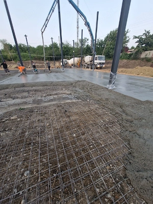 executam lucrări de instalații sanitare  blocuri    fose septice 