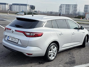 Vand masina impecabila  - imagine 4