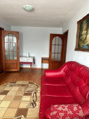 inchiriez apartament