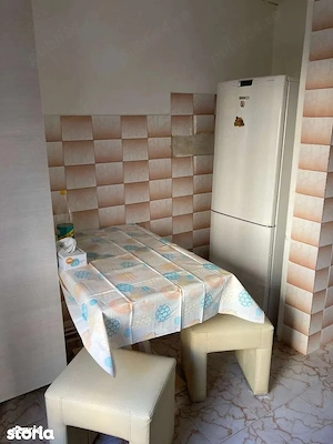 De vanzare apartament 2 camere decomandat Florilor - imagine 4