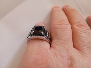 ghiul din argint cu zirconiu mare negru patrat  (unisex) narimeac10 circumferinta degetului 6.78 cm