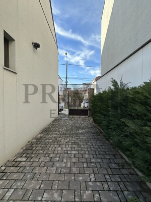 Casa de lux 5 camere,2 garaej,4 bai, 500 mp teren. Lipovei/Iulius Mall - imagine 7