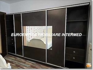 Apartament cu 2 camere decomandat ,zona Trocadero - imagine 2