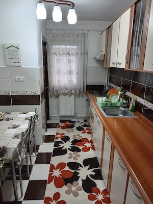 Apartament 3 camere de închiriat   Pașcani, zona Vale (Sf. Vineri) - imagine 4