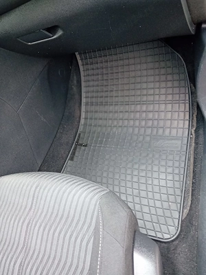 De vânzare Peugeot 308sw An 2015 diesel  - imagine 3