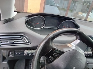 De vânzare Peugeot 308sw An 2015 diesel  - imagine 2