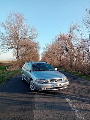 Volvo v40 2.0turbo 2004