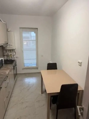 Garsoniera decomandata, centrala proprie, parcare inclusa, etaj 1 - imagine 8