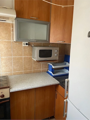 Inchiriez apt cu o camera