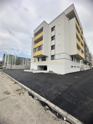 Metrou Berceni - 2 camere complet decomandat - 63 mp