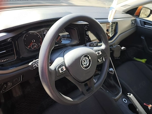 VW Polo 2018 Comfortline Benzină - imagine 8