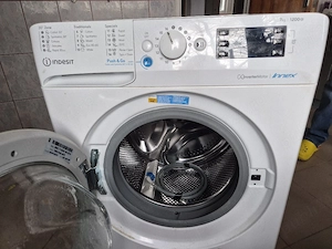 Masina de spalat rufe 