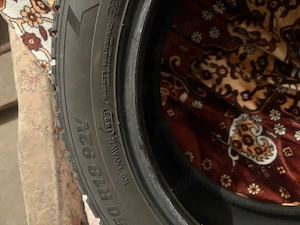Cauciucuri iarnă 215/50 R 18 KUMHO  - imagine 5