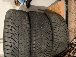 Cauciucuri iarnă 215/50 R 18 KUMHO  - imagine 2