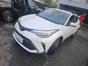 Toyota chr  hibrid  - imagine 5