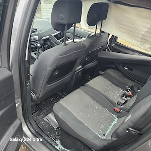 Dezmembrez Renault Megane Scenic 1.5 DCI 81 KW,euro 5,an 2015 Facelift - imagine 6