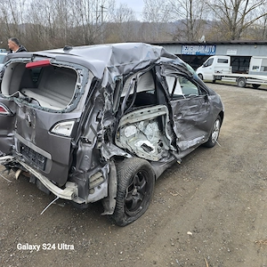 Dezmembrez Renault Megane Scenic 1.5 DCI 81 KW,euro 5,an 2015 Facelift - imagine 10