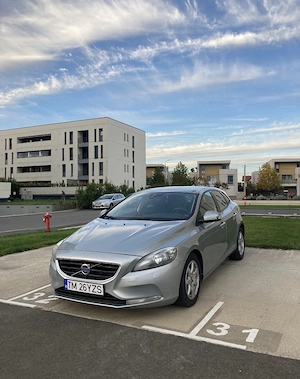 Volvo V40 1,6 Diesel - 4800  - imagine 2