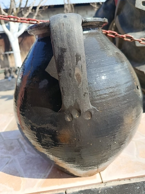 Oala veche de peste 150 ani - imagine 3