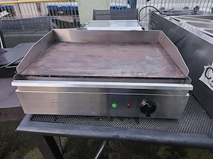 Plită electrică de grătar,netedă