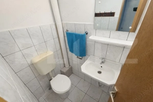 Apartament 3 camere, decomandat cu parcare și beci  - imagine 8
