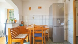 Apartament 3 camere, decomandat cu parcare și beci  - imagine 10