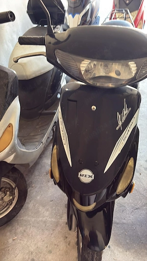 Motoscutere de 49cc și 125 cc Germania  - imagine 2