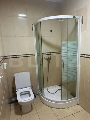 OPORTUNITATE INVESTIȚIE: Apartament de 3 camere, 2 bai, Zonă Semicentrală - imagine 6