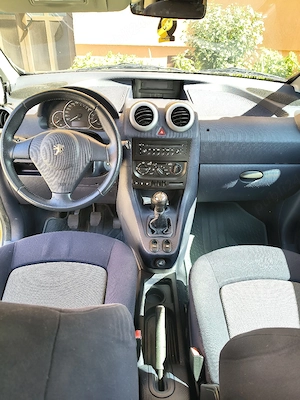 Peugeot 1007 , 1.4b , recent înmatriculat , 133000 km an 2008 . stare f.b toate dotările. - imagine 5