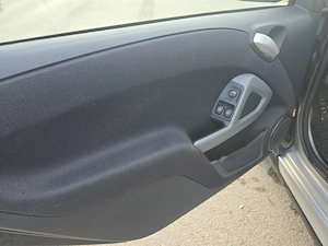 Smart Fortwo-2011-Euro 5-1.0 benzina-71 cp-Automat - imagine 2