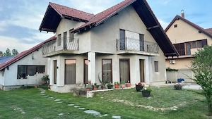 Casa de vanzare in Sag   zona linistita, aproape de Timisoara - imagine 2