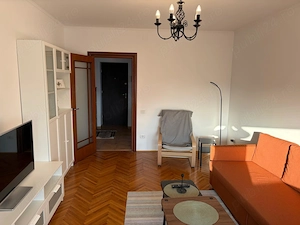 Apartament 2 camere, spatios si luminos, zona verde si linistita,transport in comun, metrou   - imagine 4
