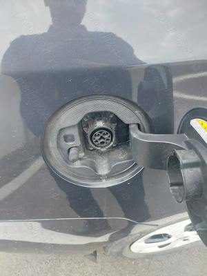 Toyota Prius Plug-in  - imagine 5