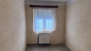 Apartament 4 camere de vanzare | Decomandat | Urlati  - imagine 3