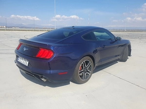 Vand Ford Mustang 2.3 Ecoboost, an fabricație 2019, aflat într-o stare excelentă, 56000 km in creste - imagine 3