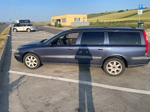 vand schimb volvo v70 2002 2,4 benzina - imagine 2