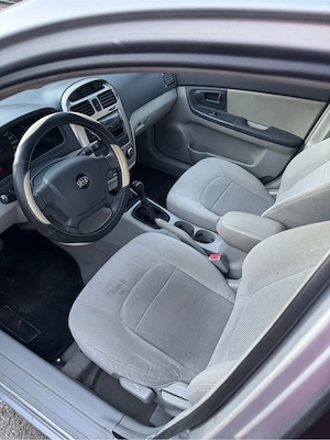 Kia Cerato1,6 crdi fabr 2007 masina buna - imagine 3